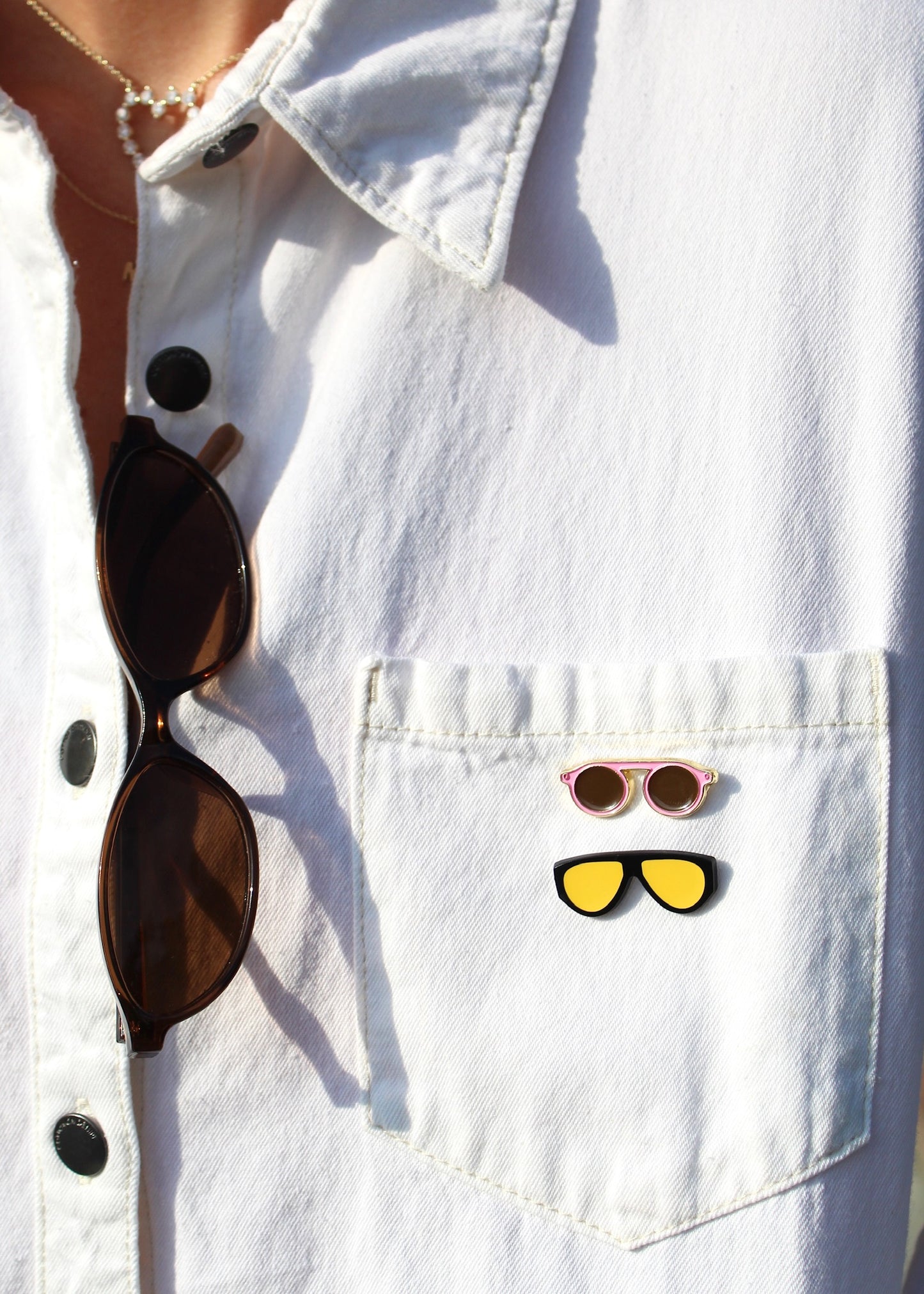 Pink Circle Sunnies Needle Minder